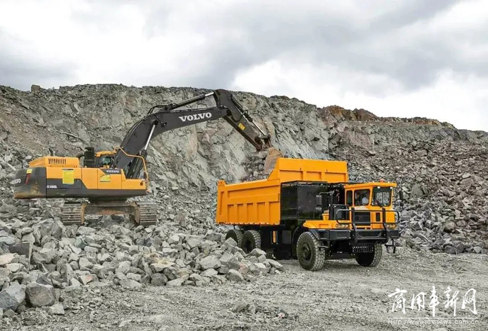 礦山"永動機(jī)"&mdash;&mdash;濰柴特車純電無人駕駛寬體礦卡|自卸車|.